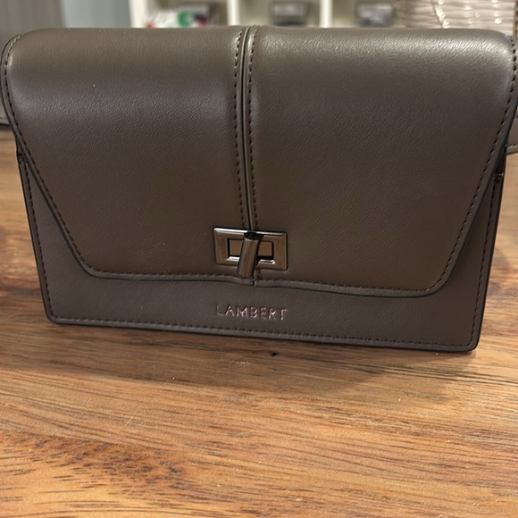 Lambert The Molly Vegan Leather Belt Bag or Crossbody - Picture 2 of 8